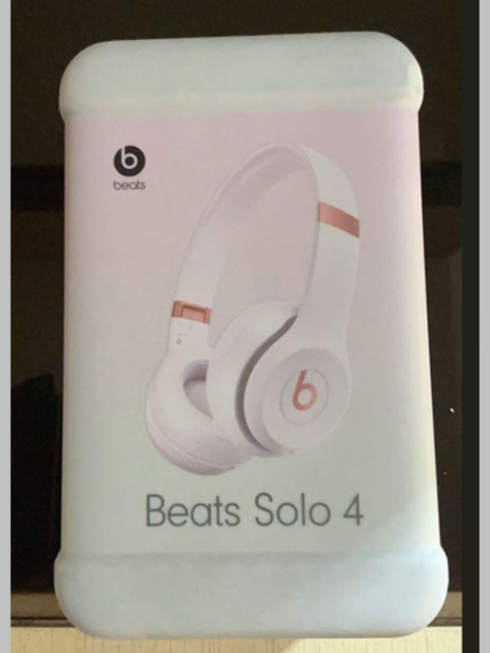 Beats Solo 4 - Cloud Pink - Brand NEW IN BOX